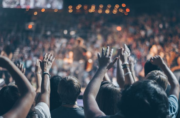 pexels-josh-sorenson-976866